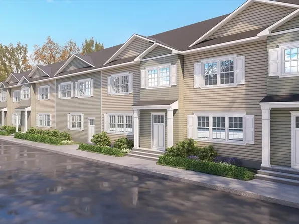 140 N Walker St Unit 223, Taunton, MA 02780