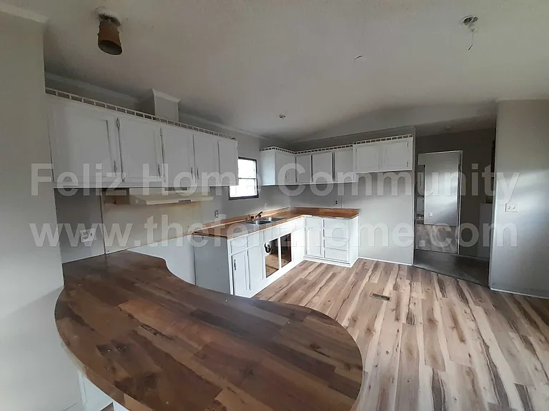 30 McLean Dr #48 — Photo 4