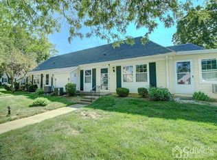 313 D Sharon Way, Monroe Township, NJ 08831