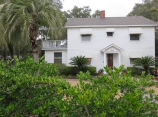 1041 Ocean Blvd, Saint Simons Island, GA 31522