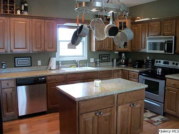 Home for Sale in Quincy, IL $284,900