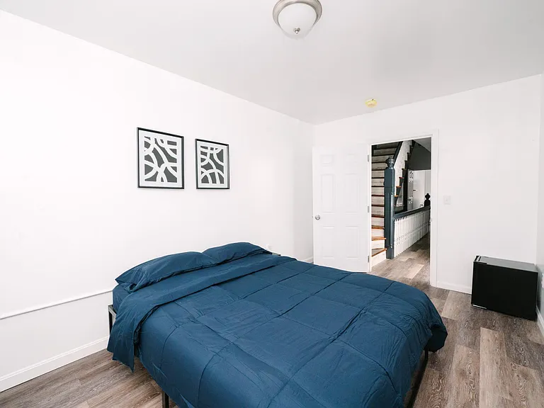 3204 Niagara St — Photo 30