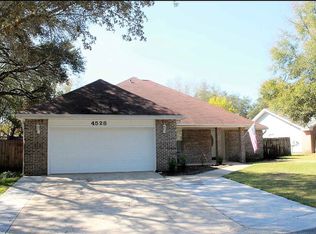 4528 Parkside Ln, Niceville, FL 32578