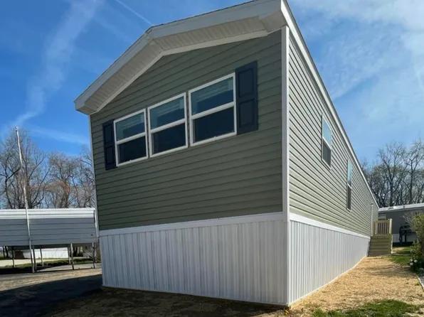 701 Porter Avenue Roundtop Cir #159, Scottdale, PA 15683