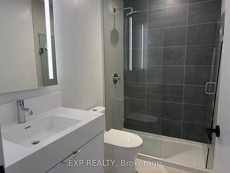 308 Jarvis St #818 — Photo 13