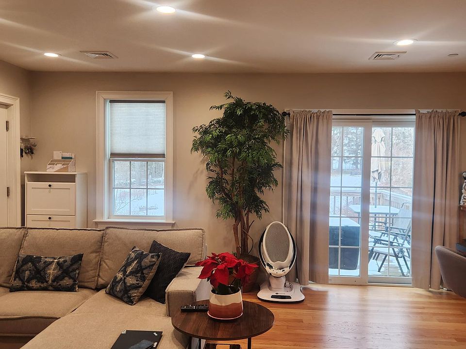 1st image of 158 Hayden Rowe St Suite 3