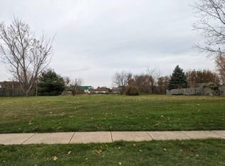 1107 Merryview Dr, Sturgis, MI 49091