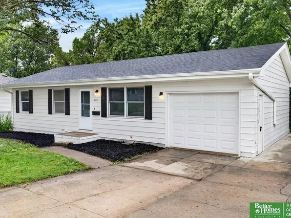 112 Wesgaye St, Gretna, NE 68028