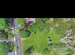 465 W Park Ave, Oakhurst, NJ 07755