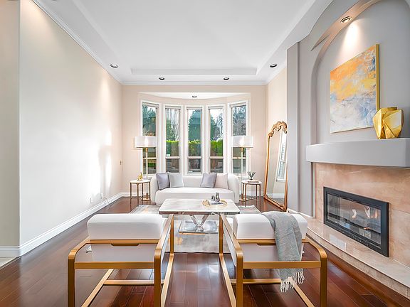 2nd image of 6111 Sheridan Rd