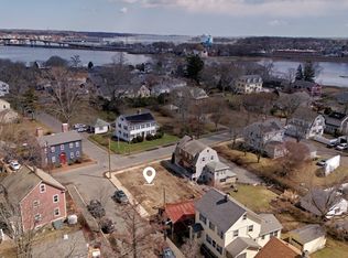35 Felt St, Salem, MA 01970