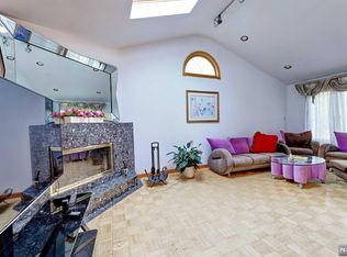 4-03 30th St, Fair Lawn, NJ 07410