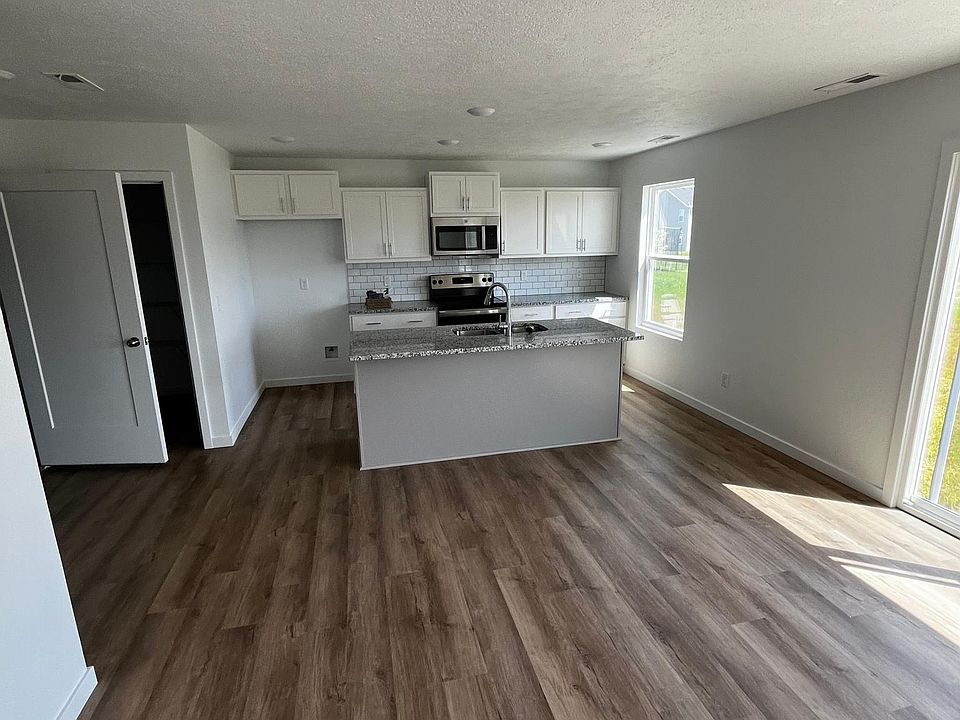 885 S Parkside Cir Nixa MO Zillow