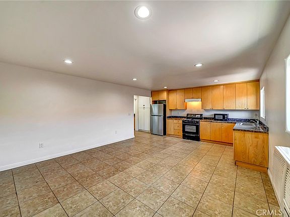 4th image of 6735 Elmer Ave APT 19