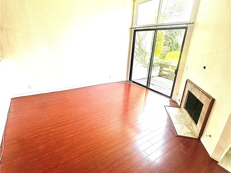 9000 Vanalden Ave #156 — Photo 4
