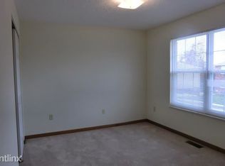 495 Parkside Commons Ct, Collinsville, IL 62234