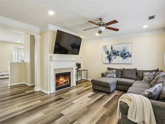 2nd image of 299 Timber Gate Dr Unit 108