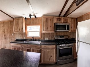 19277 Leatherwood Rd, Salesville, OH 43778