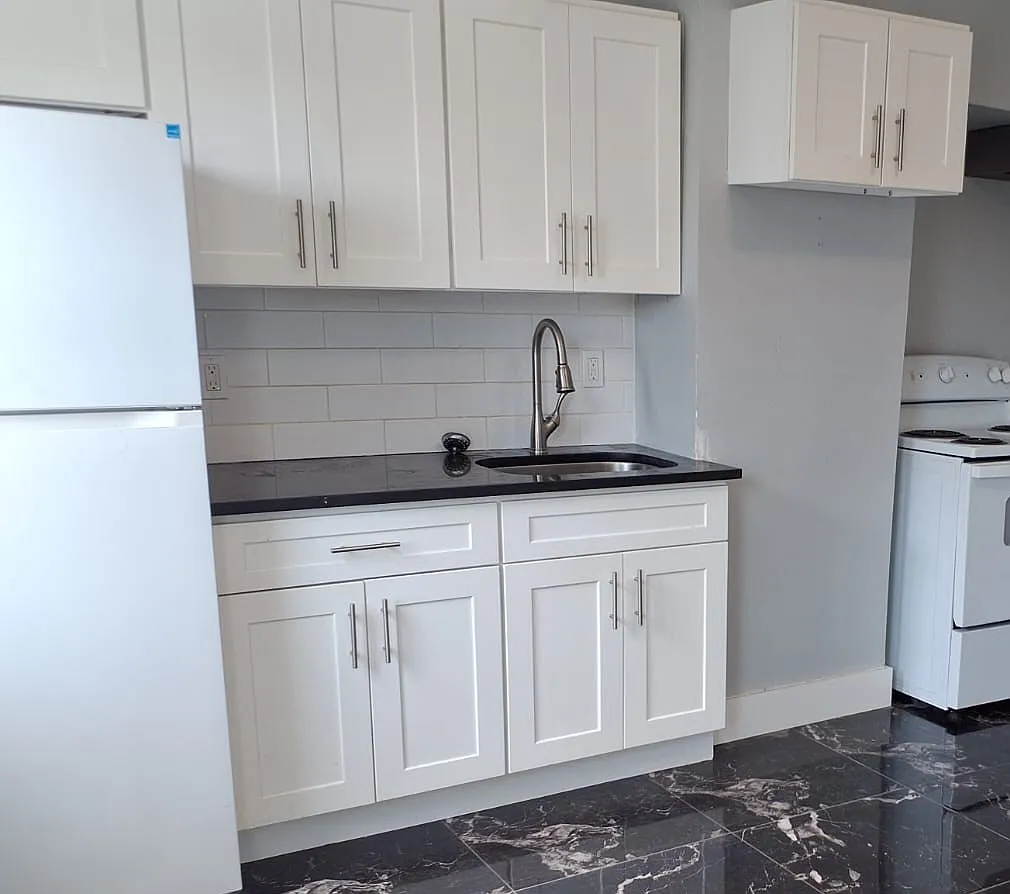 1 bed, 952 sqft, $2,350 — Photo 2
