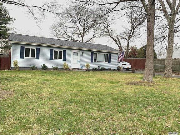 2nd image of 69 Sherwood Dr
