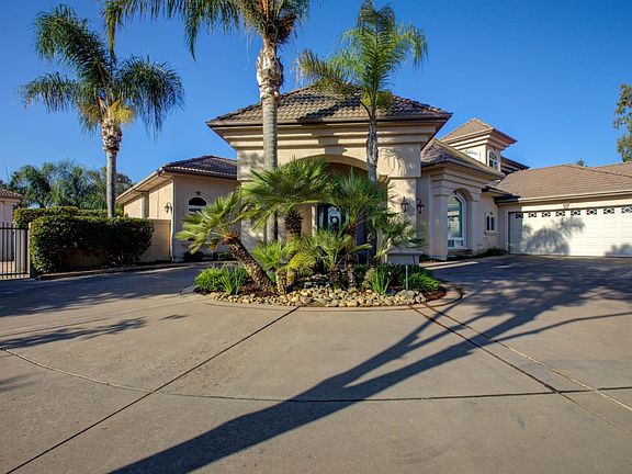 4th image of 2861 Trovare Ct