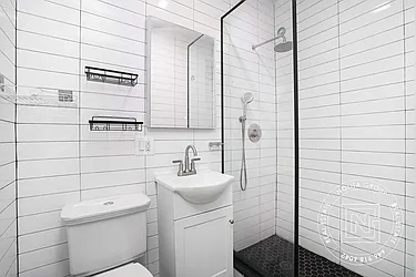 Rented by Nolita Group