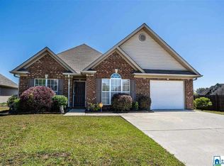172 Addison Dr, Calera, AL 35040