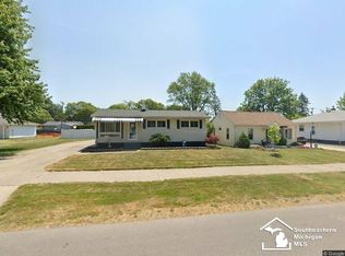 893 Patterson Dr, Monroe, MI 48161