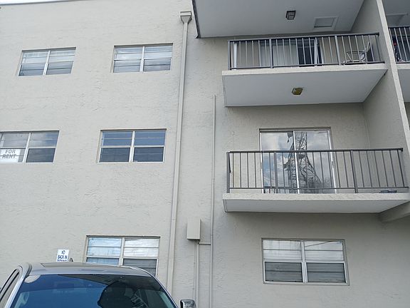 2nd image of 5100 SW 41st St APT 202