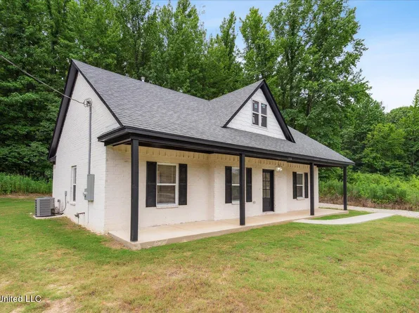 153 Ms Betty Dr, Holly Springs, MS 38635