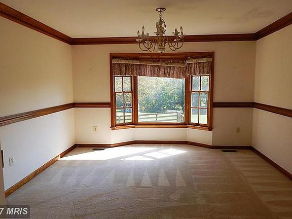 5th image of 13142 Longwood Dr