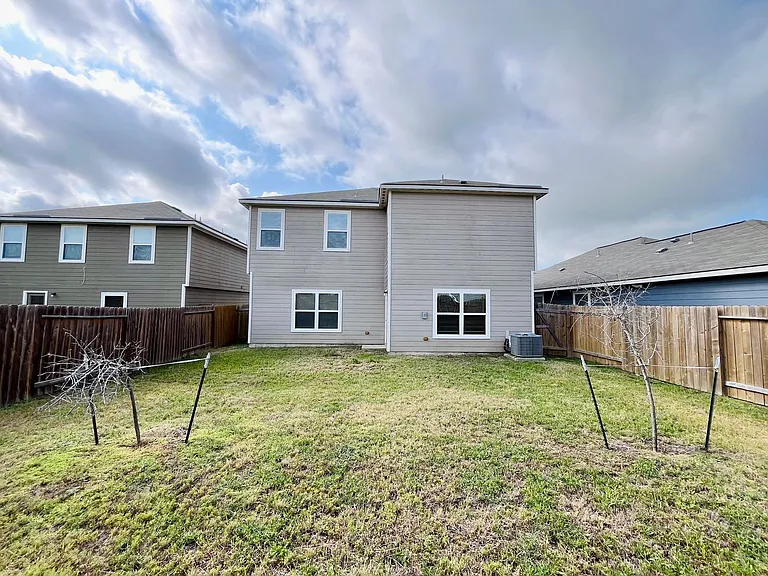 2927 Gastonian Ml — Photo 17