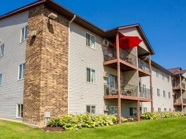 Dove Terrace Apartments, 1227 School St NE #Ee703ee06, Elk River, MN 55330