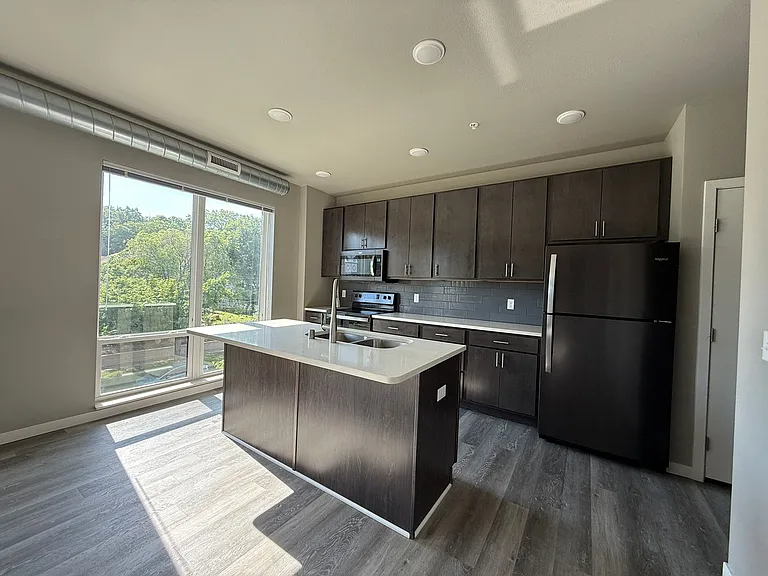 5th Street Lofts — Photo 83
