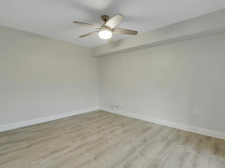 2316 23rd Ln — Photo 15