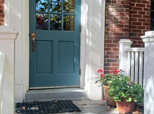 2216 40th St NW APT 2, Washington, DC 20007