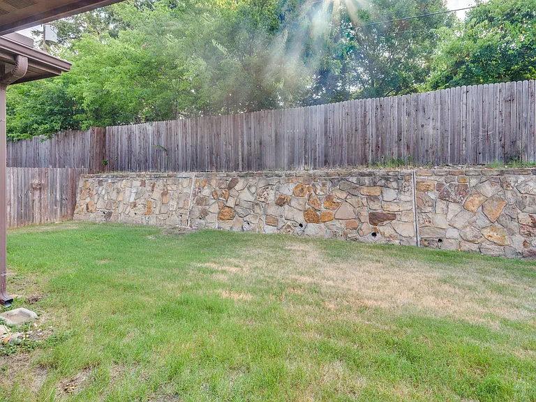 4920 Lemon Grove Dr — Photo 25