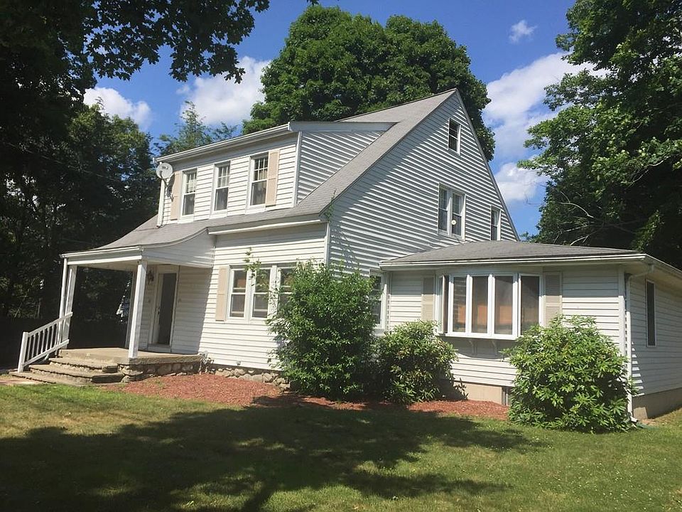 35 Neponset St #1, South Walpole, MA 02071 | Zillow