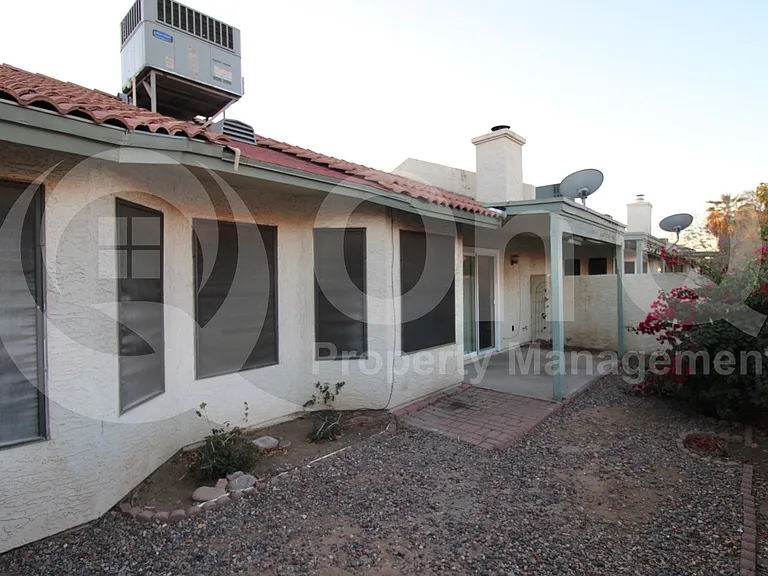 1500 N Sunview Pkwy #9 — Photo 16