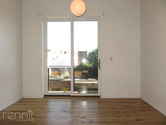 Rented by Rennit Inc. | media 35