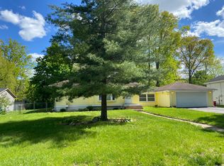 7671 Austere Rd, Waterford, MI 48329