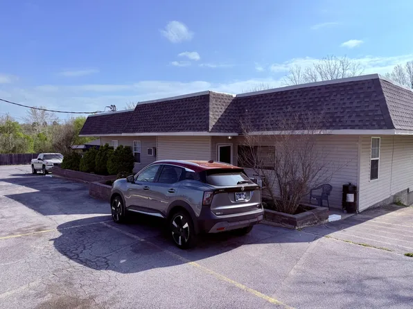 1815 S Cannon Blvd, Shelbyville, TN 37160