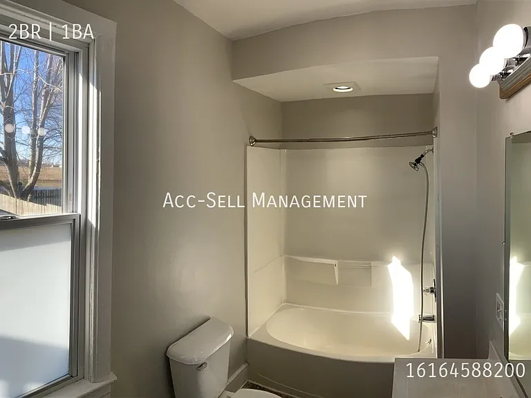 5217 Rich St #1 — Photo 3