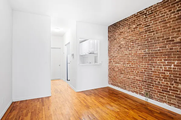 Rented by Corcoran | media 2