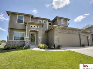 18103 Van Camp Dr, Omaha, NE 68130