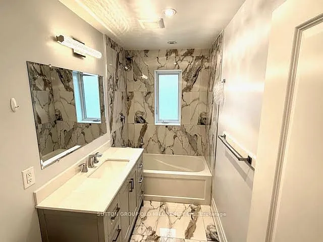 25 Donald Ave — Photo 5