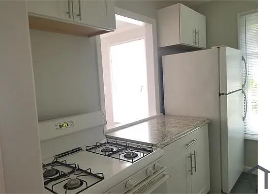 2 bed, 1200 sqft, $2,150 — Photo 2