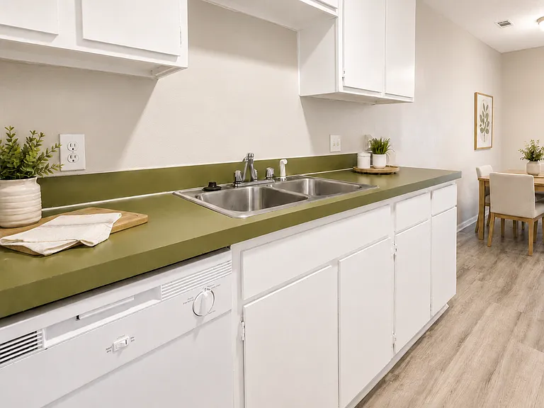 209 Hawaii St #203 — Photo 4