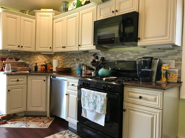 5 James St S, East Rockaway, NY 11518