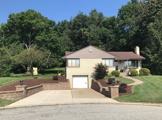 20 Felix Dr, Pittsburgh, PA 15236